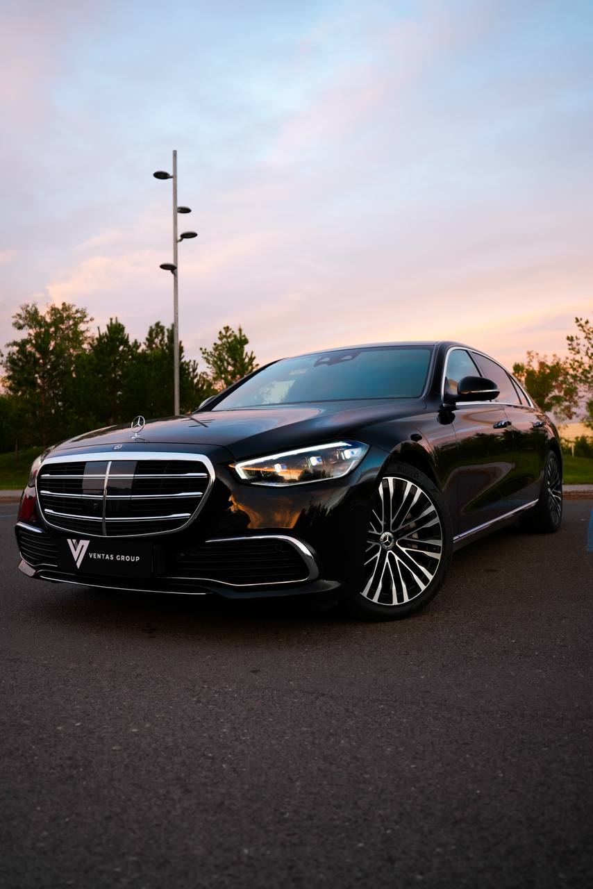 Mercedes S-Class W223